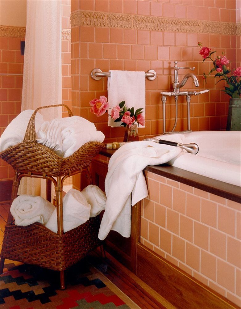 Roycroft Inn East Aurora Εξωτερικό φωτογραφία