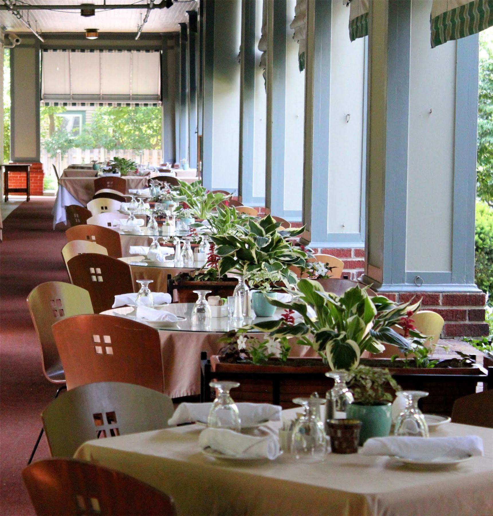 Roycroft Inn East Aurora Εξωτερικό φωτογραφία